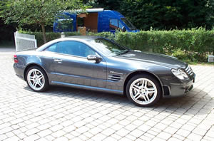 Mercedes mit den neuen Nanolack.